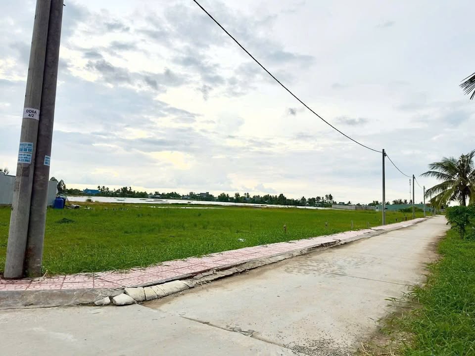 Đất Thạnh Lộc Châu Thành 200m² giá 655 triệu - Sổ hồng chính chủ, đất thổ cư full!