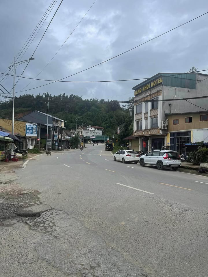 Nhà 2 tầng tại Sa Pa, Lào Cai 80m² giá 5 tỷ - Gần chợ và hồ Mắt Ngọc!