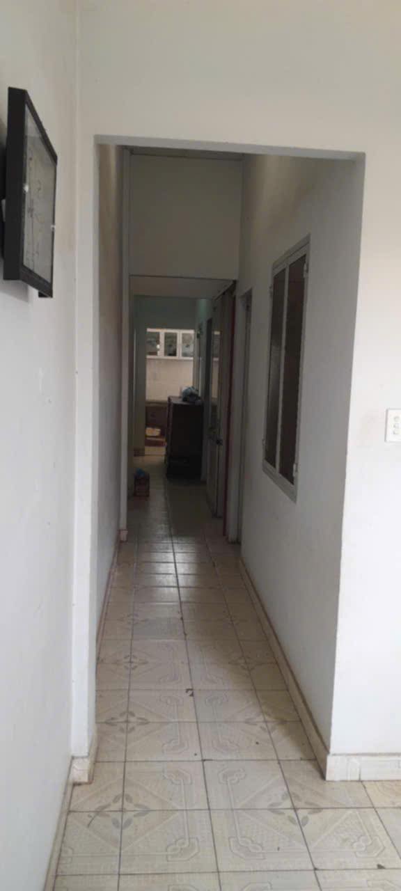 Nhà mặt tiền Lê Duẩn Buôn Ma Thuột 100m² giá 9.99 tỷ - Sẵn sàng cho thuê ngay!