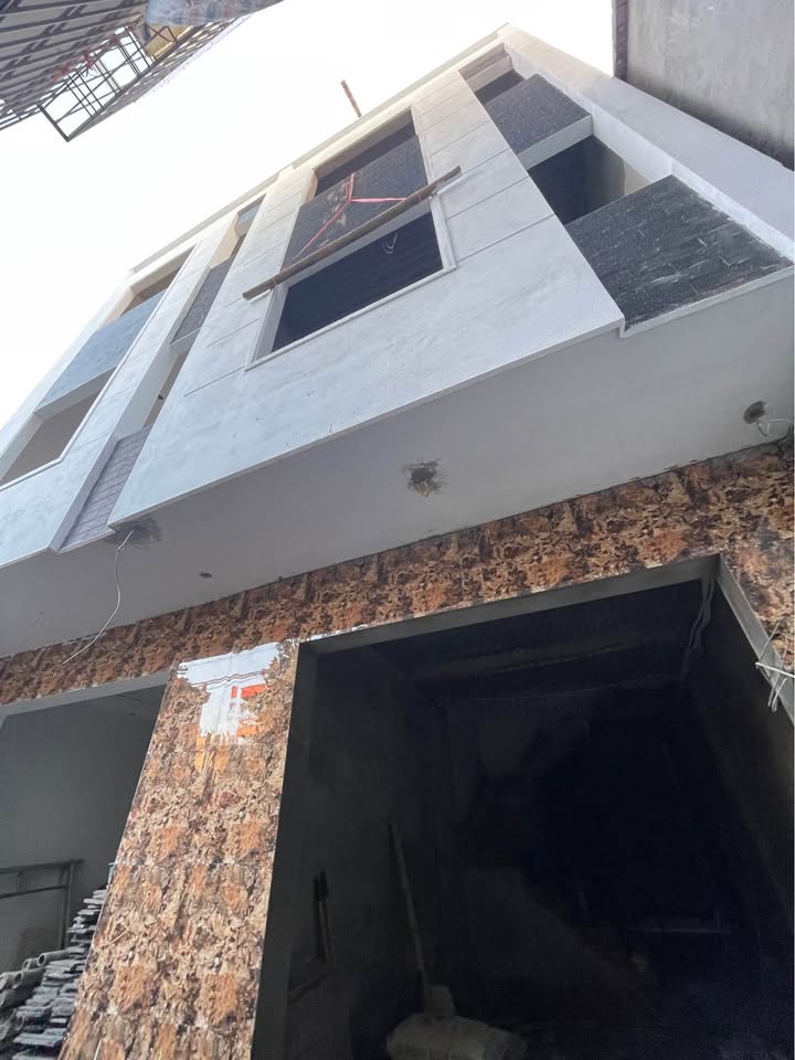 Nhà 3 tầng Quang Trung, Thái Bình 50m² giá 2 tỷ - Vị trí hiếm có!