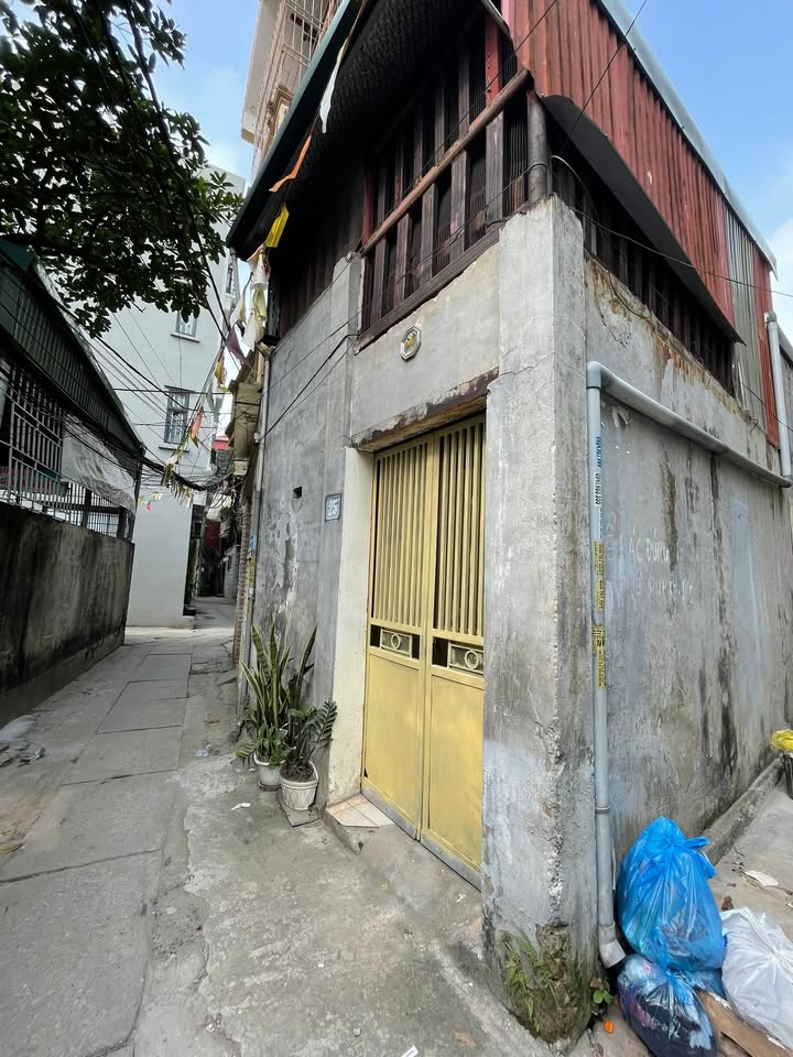 Đất lô góc Tứ Hiệp 42m² giá 6 tỷ - Sẵn nhà cấp 4 ở ngay