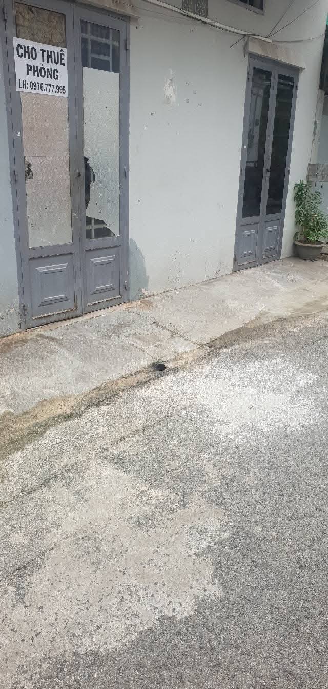 Phòng trọ cho thuê tại Bình Hưng Hòa, 24m² - Giá chỉ 2.4 triệu/tháng!