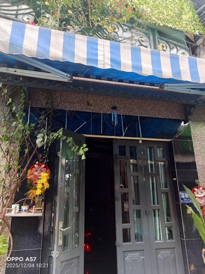 Nhà bán chính chủ Tân Tạo, Bình Tân 32m² giá 1.55 tỷ - Sẵn sàng vào ở!