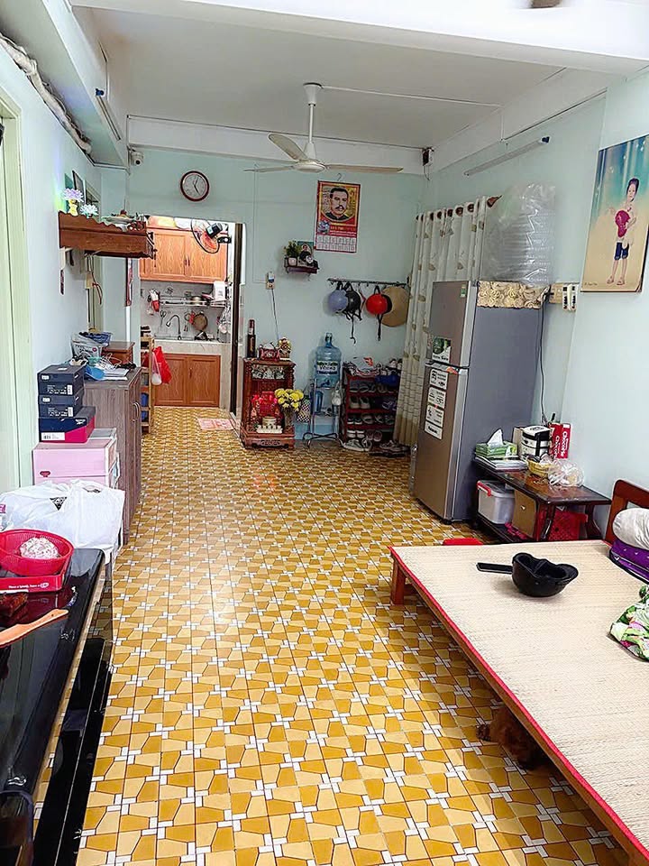 Chung cư Nhiêu Lộc C quận Tân Phú 58m² giá 2.8 tỷ - Sổ đỏ chính chủ, công chứng ngay!