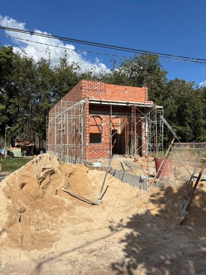 Nhà phố Tân Hội 130m² giá 700 triệu - Hoàn công đầy đủ, sẵn sàng ở ngay!