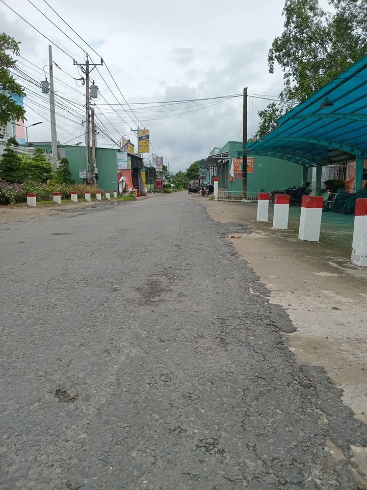 Đất nền Ấp Hậu Vinh, Hậu Thành, Cái Bè 1300m² giá 1.6 tỷ - Đầu tư sinh lời ngay!