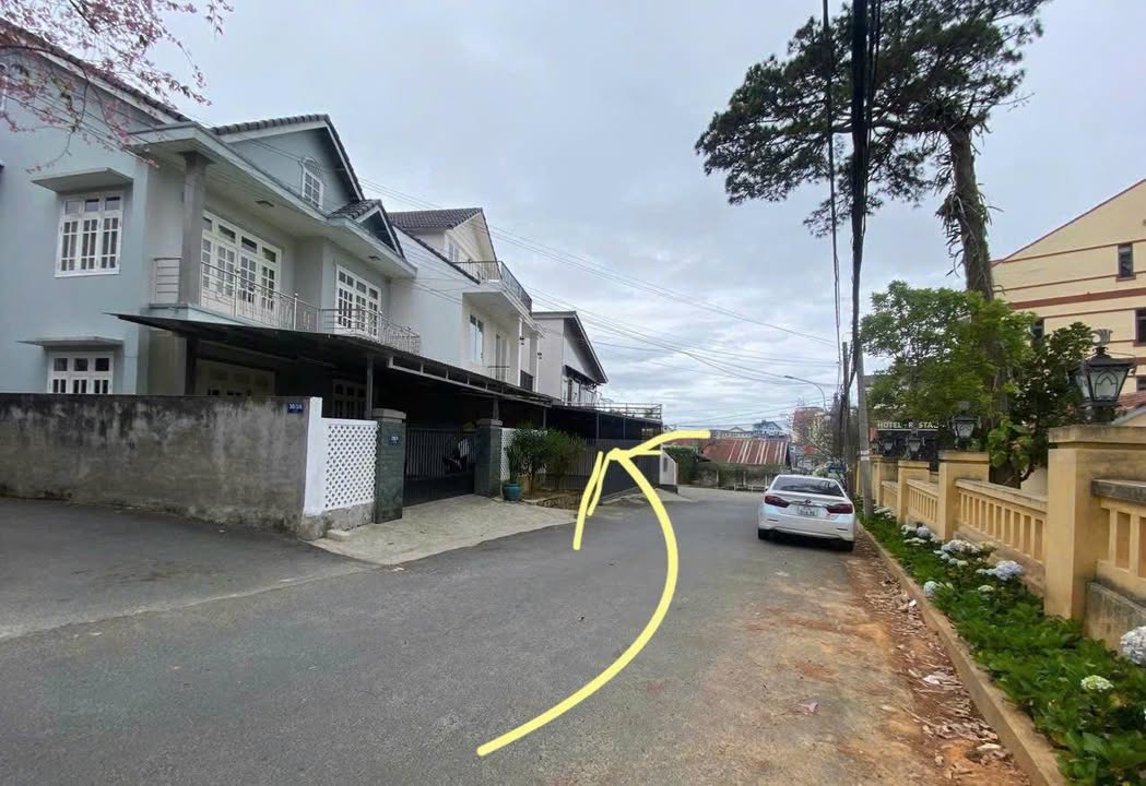 Biệt thự sang trọng đường Cô Giang, Đà Lạt 221.72m² giá 22 tỷ - Đầu tư lý tưởng!