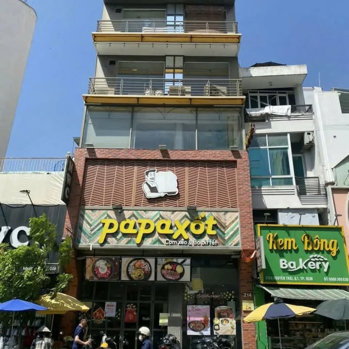 Nhà Mặt Tiền 57m² tại Nguyễn Trãi, Quận 1 - Cơ hội hiếm có!