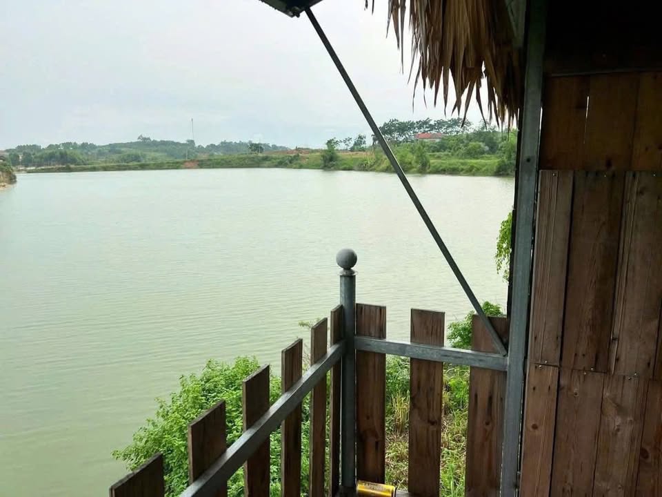 Farm nghỉ dưỡng thôn Yên Sinh, Quảng Ninh 2892m² giá 4 tỷ - Thiên nhiên trong lành chờ đón bạn!