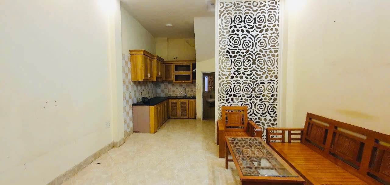 Nhà dân Võ Chí Công, Cầu Giấy 30m² giá 7 tỷ - Ngõ thoáng, xây 5 tầng chắc chắn!