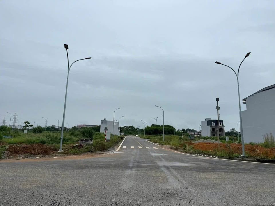 Đất nền Tân Hà, Tuyên Quang 160m² giá 5.5 tỷ - Khu đô thị sầm uất, tiện ích đầy đủ!