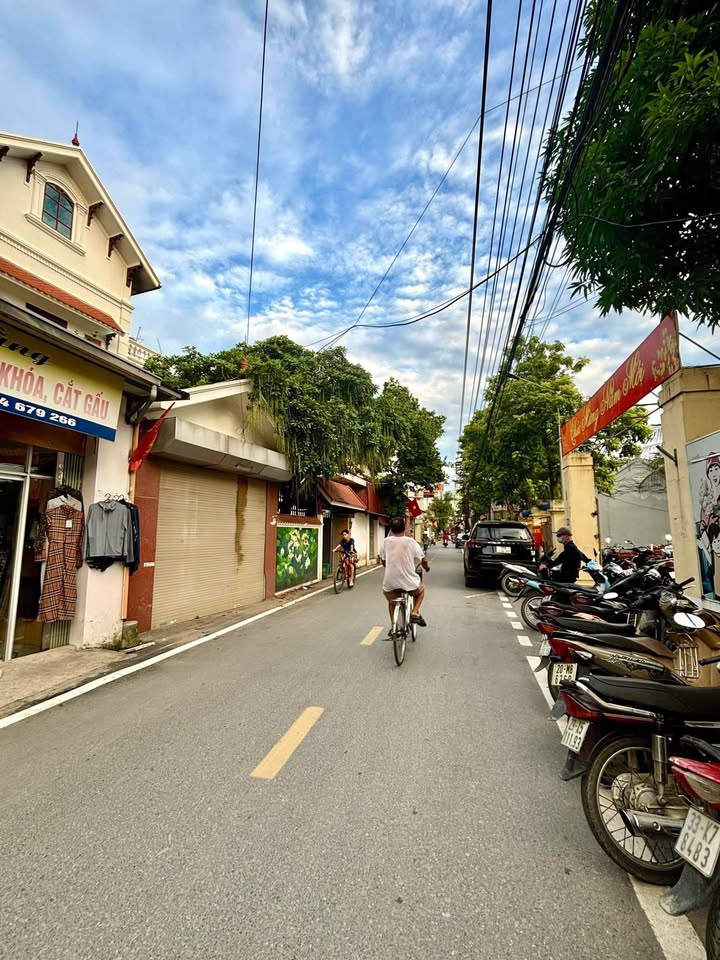 Đất thổ cư An Thượng Hoài Đức 46m² giá 4 tỷ - Vị trí đắc địa, sổ đỏ chính chủ!