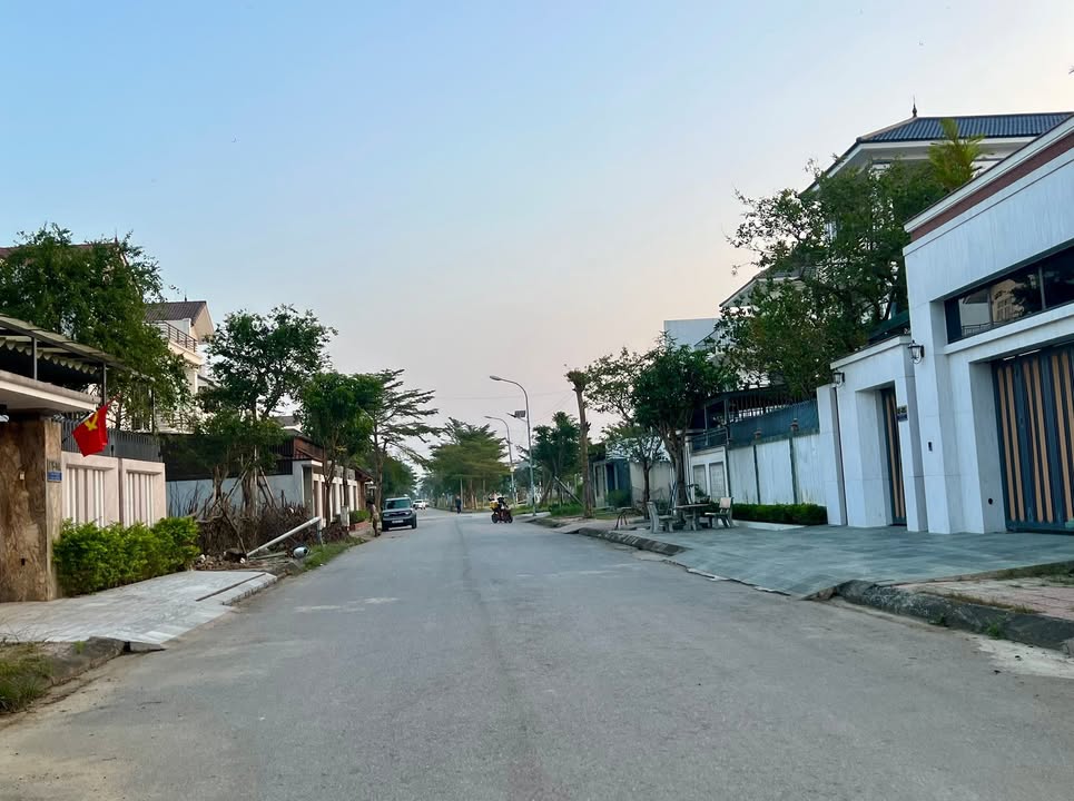 Đất nền Nghi Phú 216.5m² giá 7.907 tỷ - Khu biệt thự sang trọng!