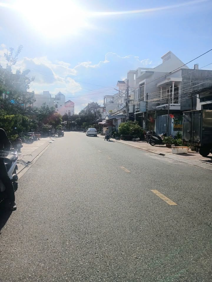 Đất thổ cư 1300m² Đường Nguyễn Hội, Phan Thiết - Giá chỉ 12 tỷ, vị trí đắc địa!