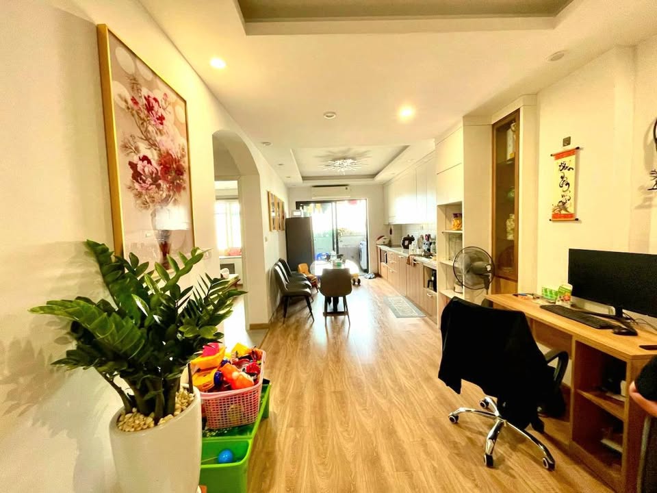 Chung cư CT9 KĐT Định Công 72m² giá 5.75 tỷ - Tầng đẹp, ở ngay!