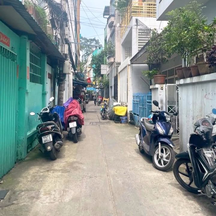 Căn hộ tại Bến Thành, Quận 1, 150m² giá 29.8 tỷ - Tiềm năng xây CHDV tuyệt vời!