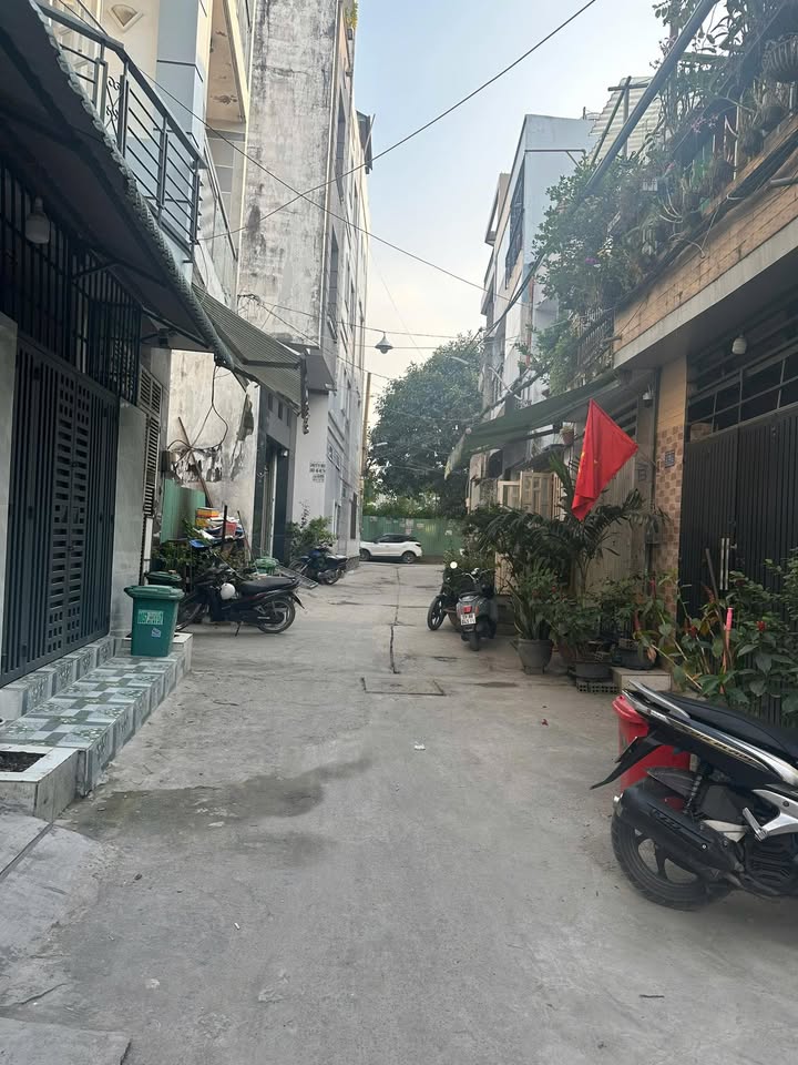 Nhà hẻm xe hơi 43m² An Lạc, Bình Tân giá 3.9 tỷ - Sẵn sàng vào ở ngay!