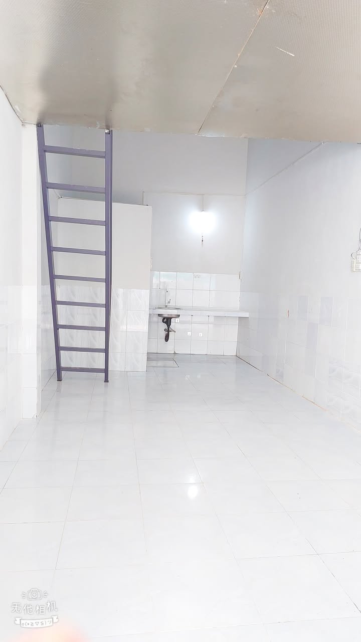 Nhà cho thuê hẻm 649 Mạc Cửu, Rạch Giá 37m² - Sân riêng thoáng mát!