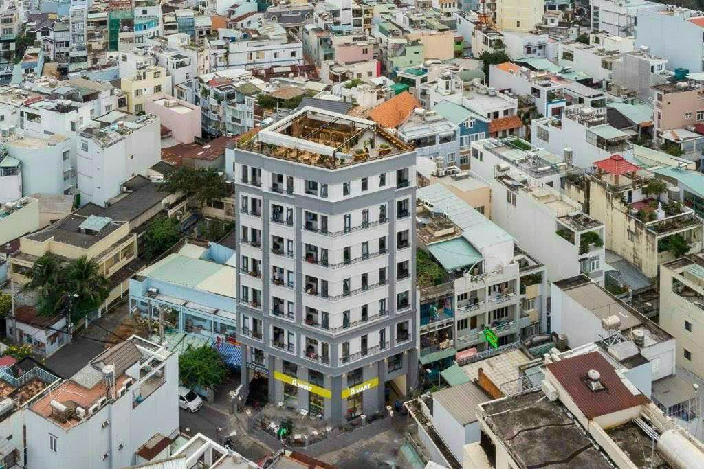 Bán Tòa Nhà Thương Mại & CHDV 266m² tại Phú Nhuận giá 110 tỷ - Đầu tư sinh lời hấp dẫn!