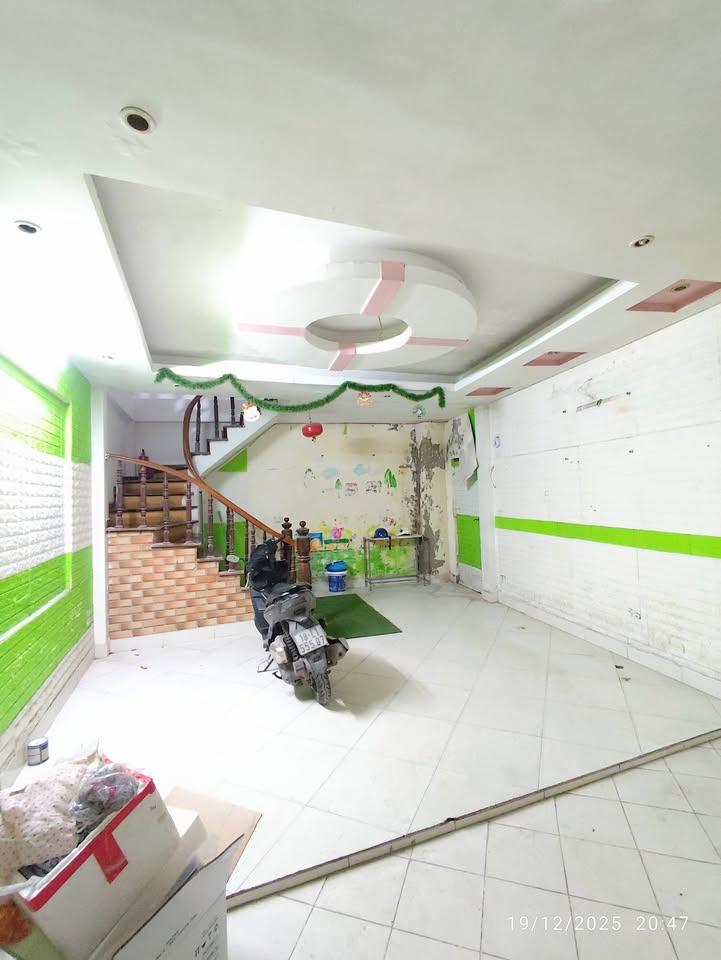 Căn hộ cho thuê Ngõ 387 Vũ Tông Phan 2PN giá 5.8 triệu - Không chung chủ, tự do giờ giấc!