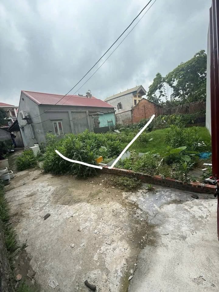 Đất nền Dĩnh Kế Bắc Giang 50m² giá chỉ 1 tỷ - Vị trí thuận lợi gần Lê Lợi!