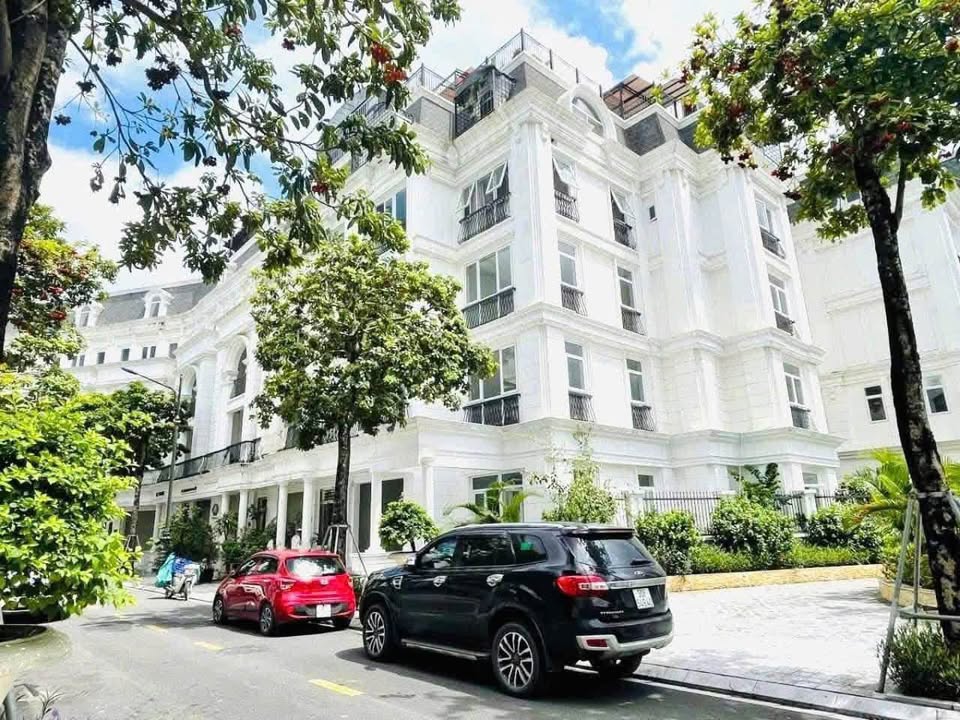 Nhà phố KĐT Louis Nam Từ Liêm 203m² giá thỏa thuận - Đầu tư sinh lời bền vững!