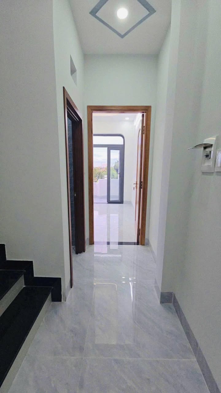 Nhà mới xây Hẻm 92 Đường 160, Quận 9, 57.6m² chỉ 6.6 tỷ - Giảm ngay 300 triệu!