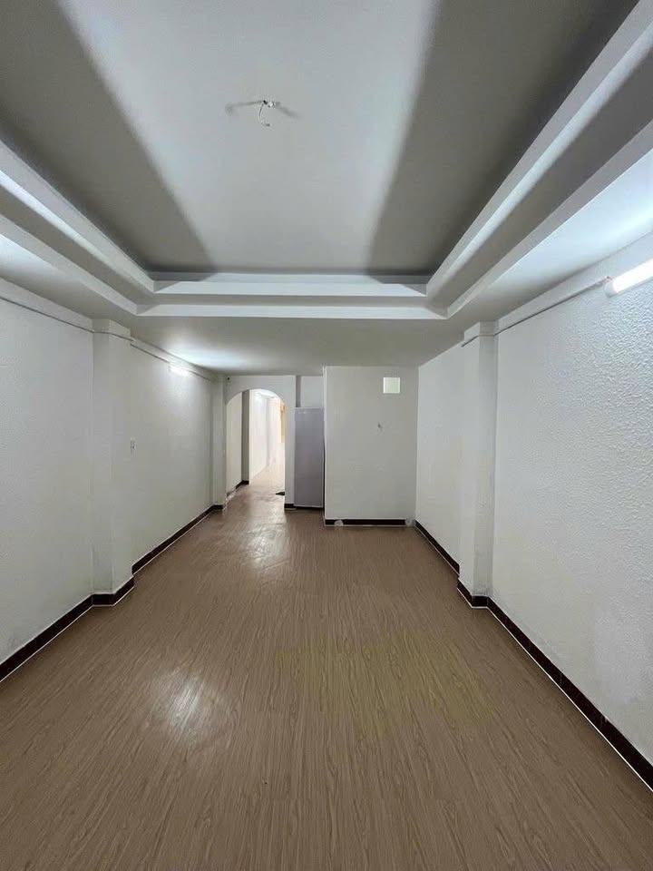 Nhà nguyên căn cho thuê tại Võ Văn Tần, Quận 3 - Phù hợp cho gia đình đông người!