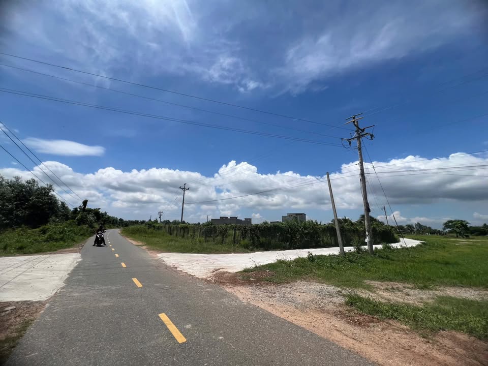 Đất nông nghiệp Hàm Liêm 2300m² giá 1.15 tỷ - Tiềm năng đầu tư lớn!