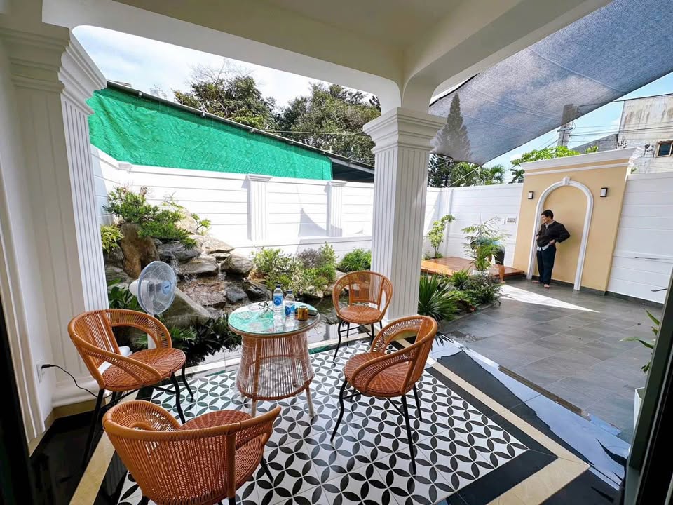 Villa vườn Phú Long 230m² giá 4.15 tỷ - Sẵn sàng vào ở ngay!