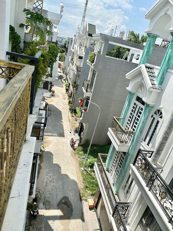 Nhà bán mặt tiền đường Văn Gia, Bình Tân - 52m² giá 6 tỷ - Sổ hồng chính chủ!