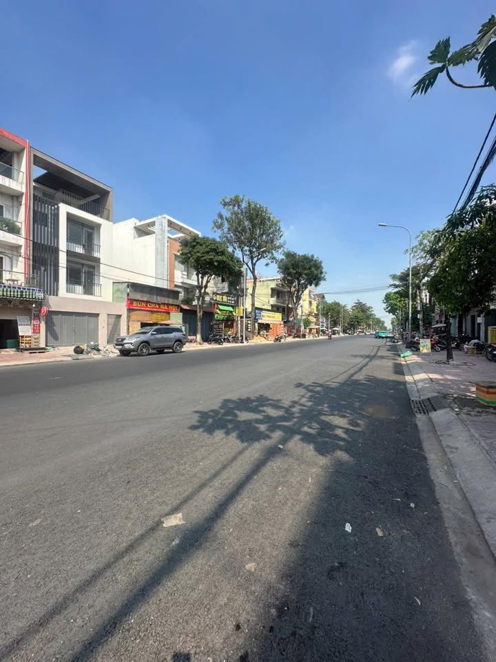 Đất mặt tiền đường số 3 KDCVL Bình Tân 114m² giá 15.8 tỷ - Vị trí đắc địa kinh doanh thuận lợi!