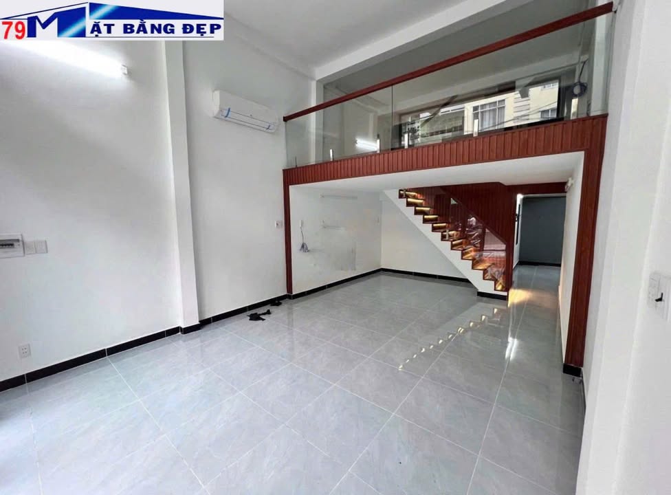 Nhà mặt tiền đường Thống Nhất Nha Trang 70m² giá 28 triệu - Kinh doanh sầm uất!