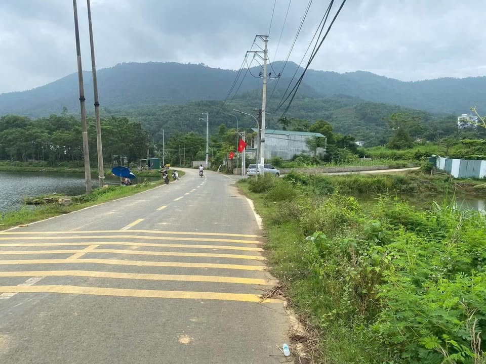 Đất nền Phú Cát Quốc Oai 980m² giá 23.52 tỷ - View hồ tuyệt đẹp!