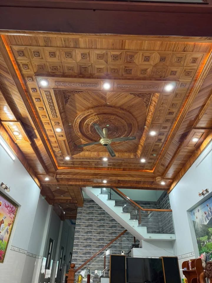 Nhà phố Tân Vĩnh Hiệp 250m² giá 3.6 tỷ - Thiết kế hiện đại, full nội thất!