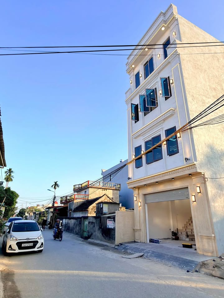 Nhà Phố Kinh Doanh Tại Chợ Kiều Trung 44m² giá 3.95 tỷ - Đầu tư sinh lời ngay!