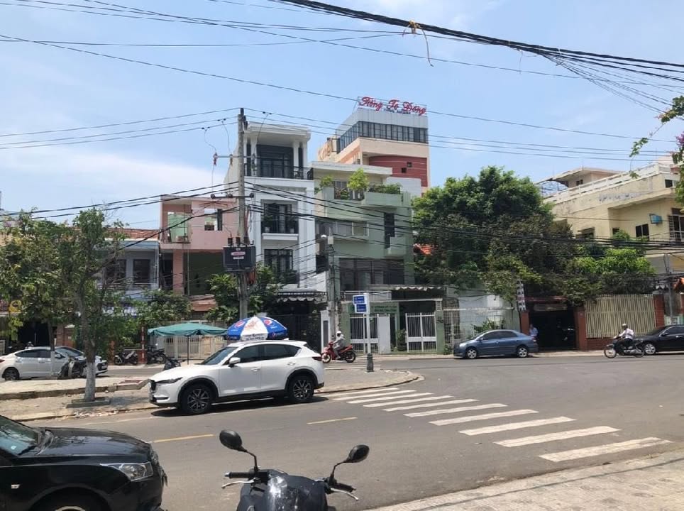 Khách sạn 5 tầng Hòa Khánh Đà Nẵng 173m² giá 14 tỷ - Đầu tư sinh lời ngay!