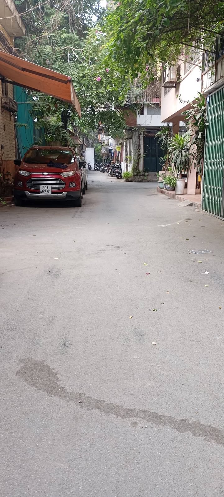 Căn hộ Tập thể tầng 1 Láng Hạ 70m² giá 5.8 tỷ - Mặt tiền, ô tô đỗ cửa!