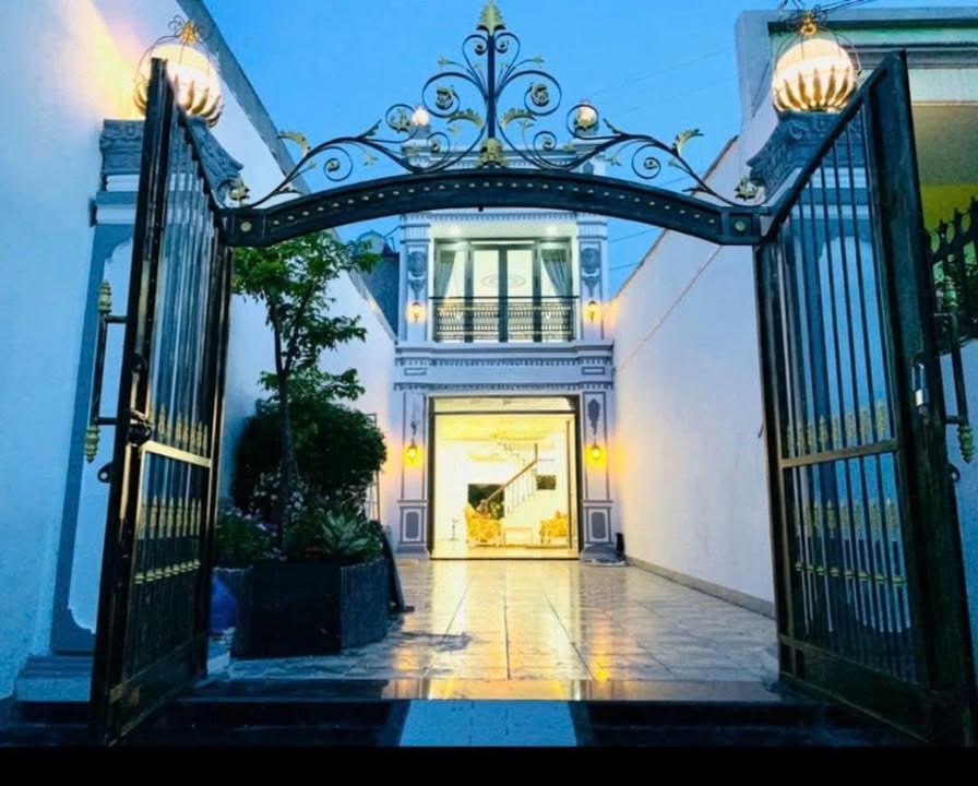 Nhà Thạnh Xuân 21, Quận 12, 226m² giá 6.2 tỷ - Khuôn viên rộng thoáng