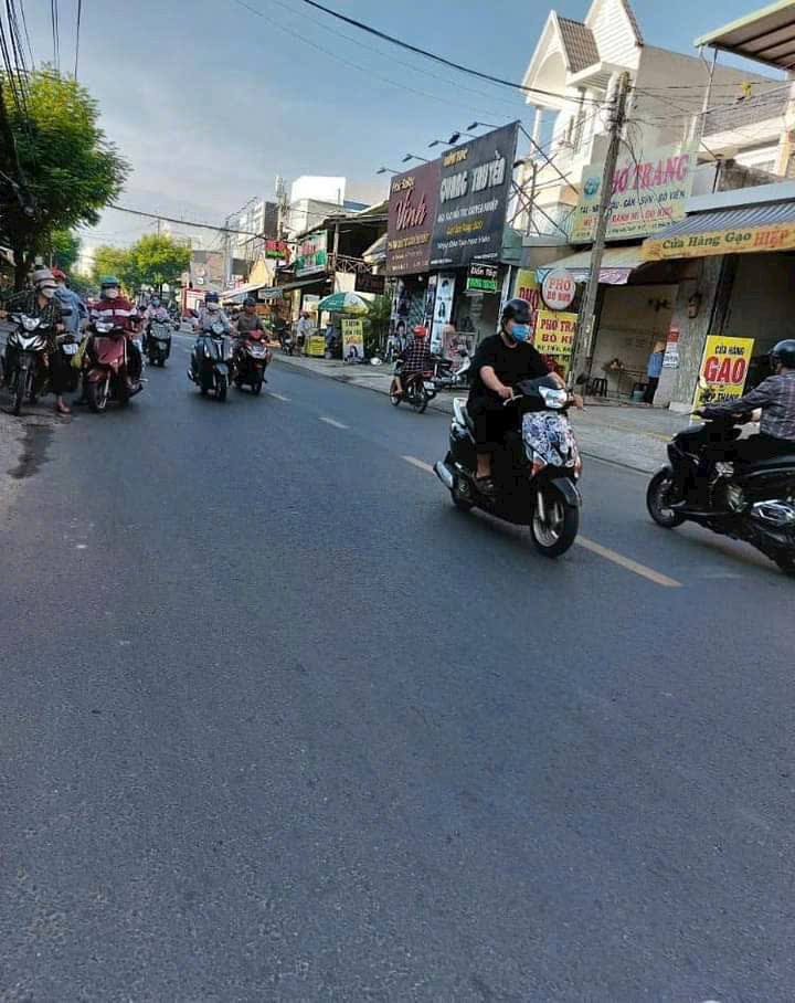 Nhà mặt tiền Nguyễn Văn Quá, quận 12, 216,6m² giá 16,9 tỷ - Đầu tư sinh lời ngay!