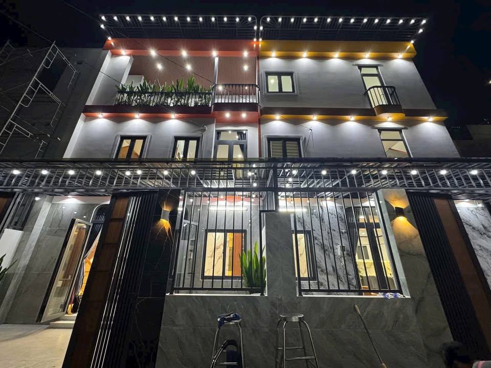 Nhà riêng Thạnh Xuân 22, Quận 12, 70m² giá 5.85 tỷ - Full nội thất sang trọng!