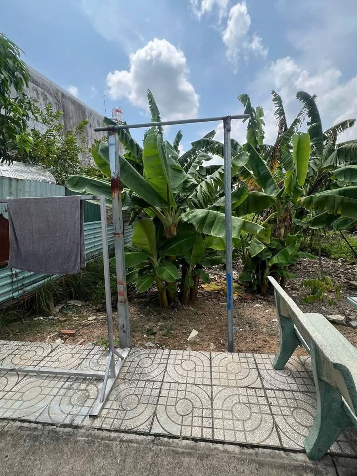 Đất nền Củ Chi 107m² giá chỉ 1.7 tỷ - Mặt tiền đường nhựa, gần chợ!