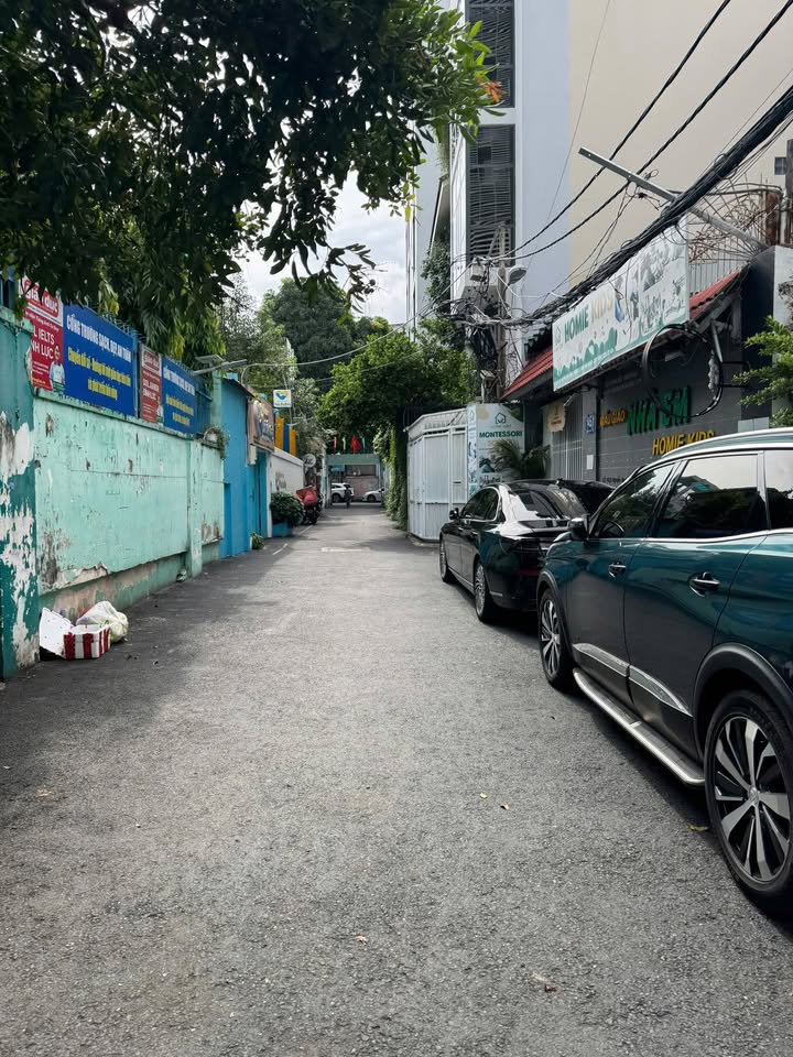 Nhà riêng Phú Nhuận 60m² giá 10 tỷ - Căn góc 5 tầng thông thoáng!