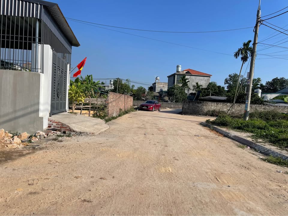 Đất nền Uông Bí 105m² giá chỉ 800 triệu - Đầu tư sinh lời cao!