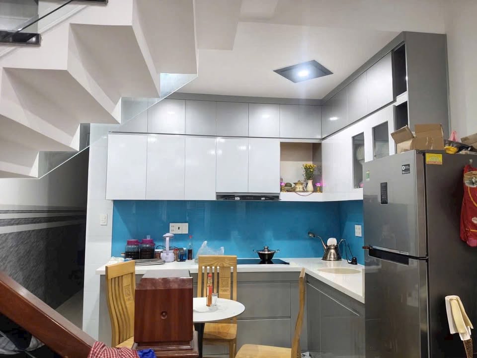 Nhà 3 tầng đẹp Nguyễn Phước Nguyên 60m² - Bán gấp, giá thỏa thuận!