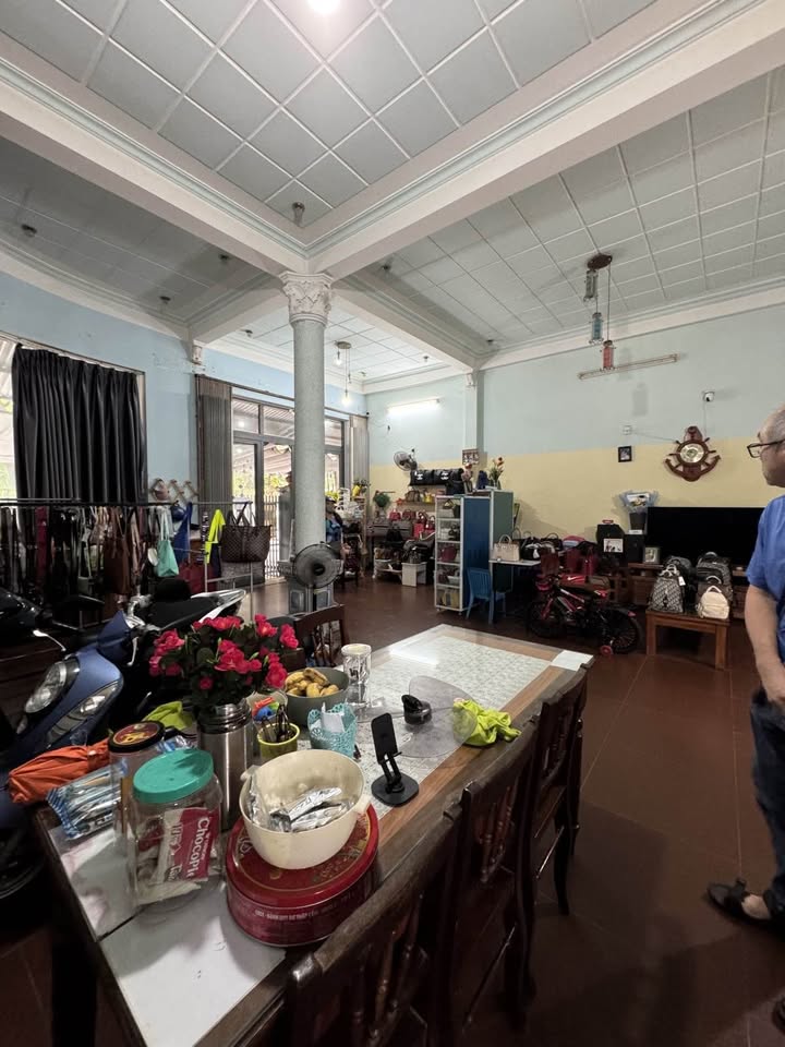 Lô góc Nguyễn Huy Tưởng, 221.8m² giá 14 tỷ - Kinh doanh đỉnh cao!