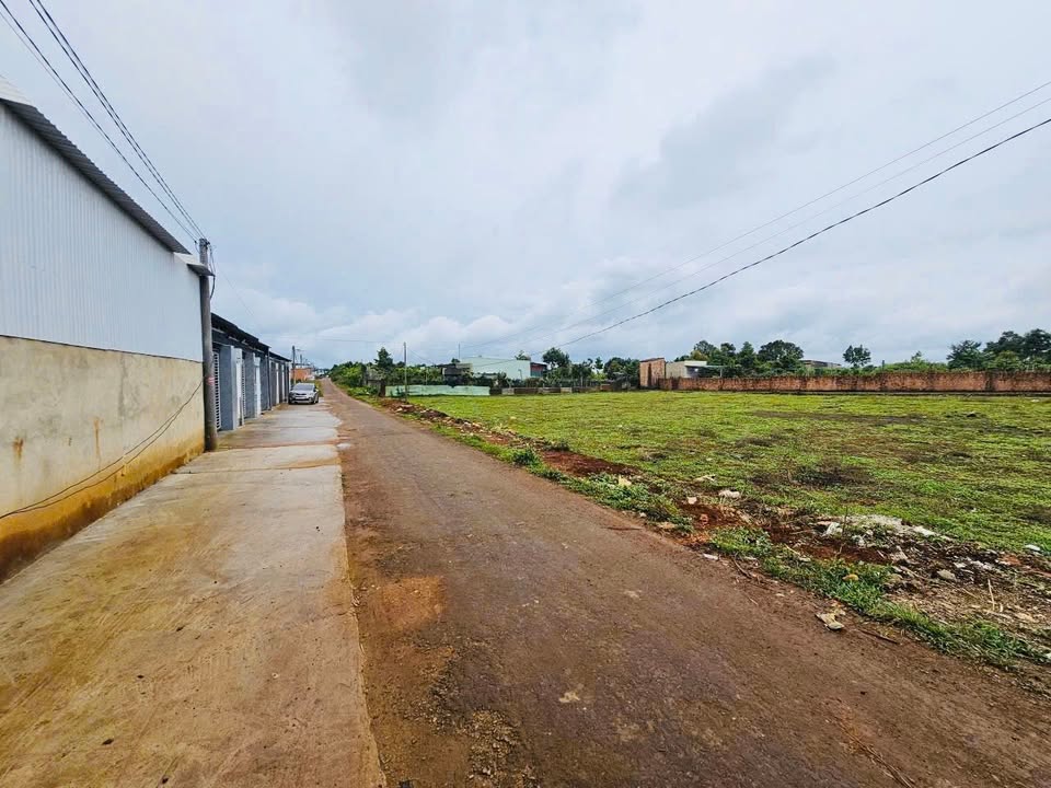 Đất nền hẻm 46 Nguyễn Kiệm, Phường Thống Nhất, 180m² - Giá chỉ 800 triệu VND!