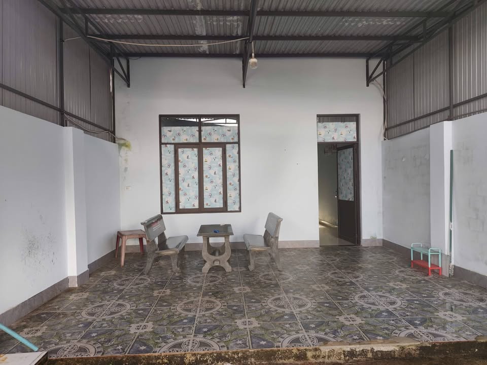 Nhà nguyên căn hẻm 534 Lê Duẩn, Gia Lai 1.8 triệu/tháng - Không gian sống rộng rãi, thoáng mát!