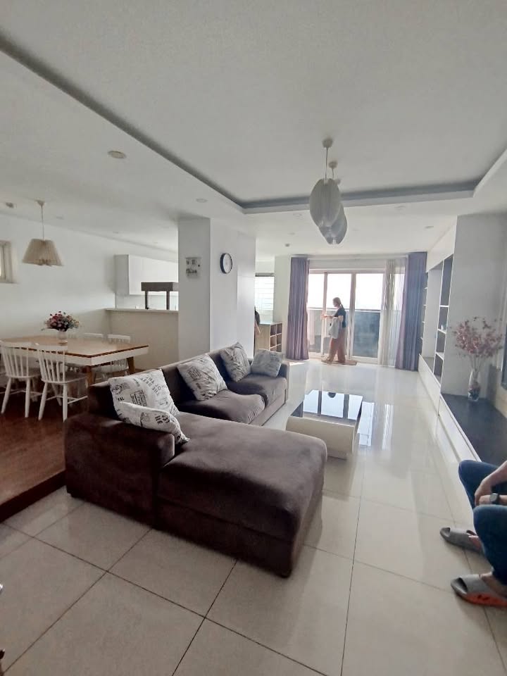 Căn hộ chung cư Thái Sơn Bình Tân 161m² giá 4.6 tỷ - Full nội thất, sẵn sàng ở ngay!