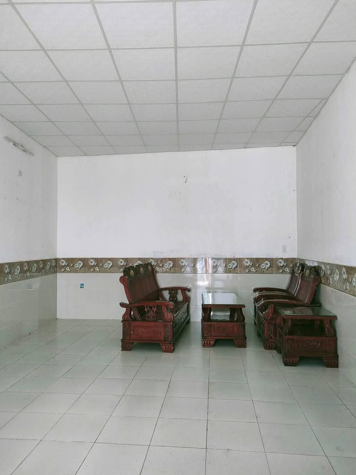 Nhà cho thuê tại Lạc Long Quân, Hòa Khánh 60m² chỉ 3.5 triệu - Gần khu công nghiệp!